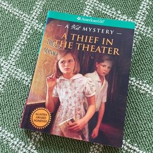 📚A Kit Mystery A Thief in the Theatre